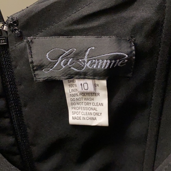 La Femme Illusion Sleeve Dress - Picture 4 of 4